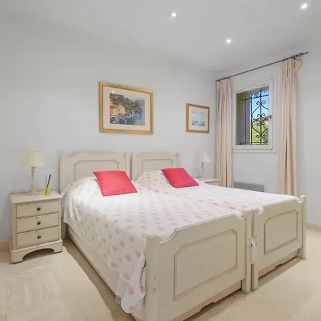 Villa Ref 1849 - Cannes - Provencal Style To Rent Le Cannet