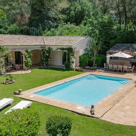 Ref 1849 - Cannes - Provencal Style To Rent