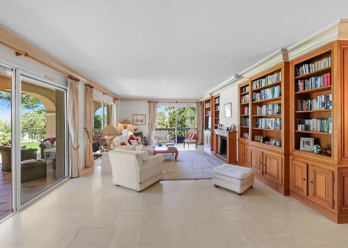 Villa Ref 1849 - Cannes - Provencal Style To Rent *